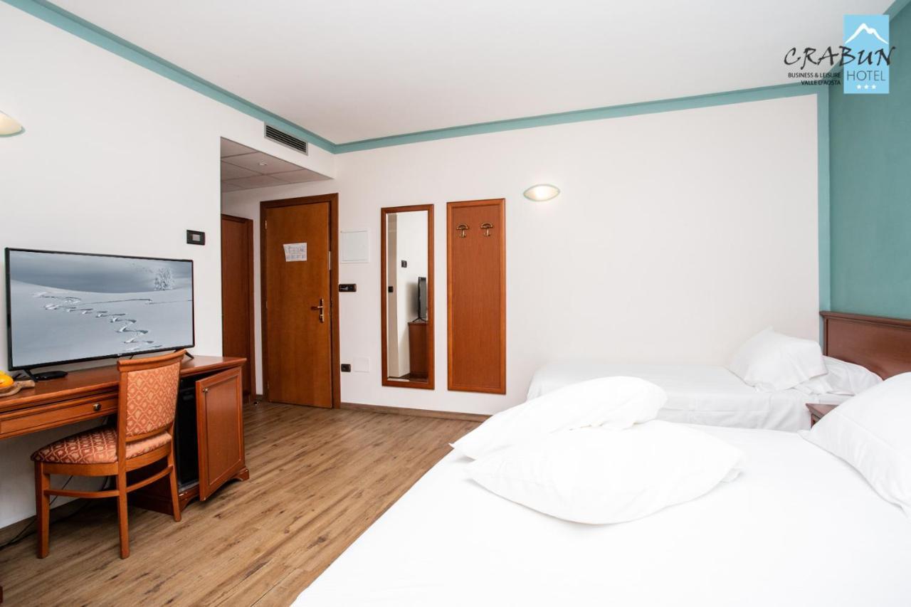 Crabun Hotel Пон-Сен-Мартен Екстер'єр фото