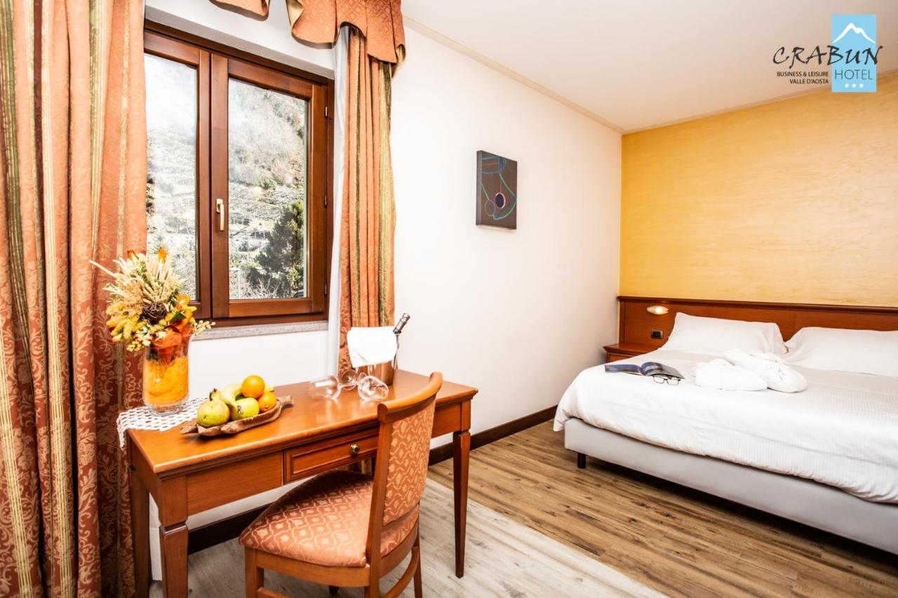 Crabun Hotel Пон-Сен-Мартен Екстер'єр фото