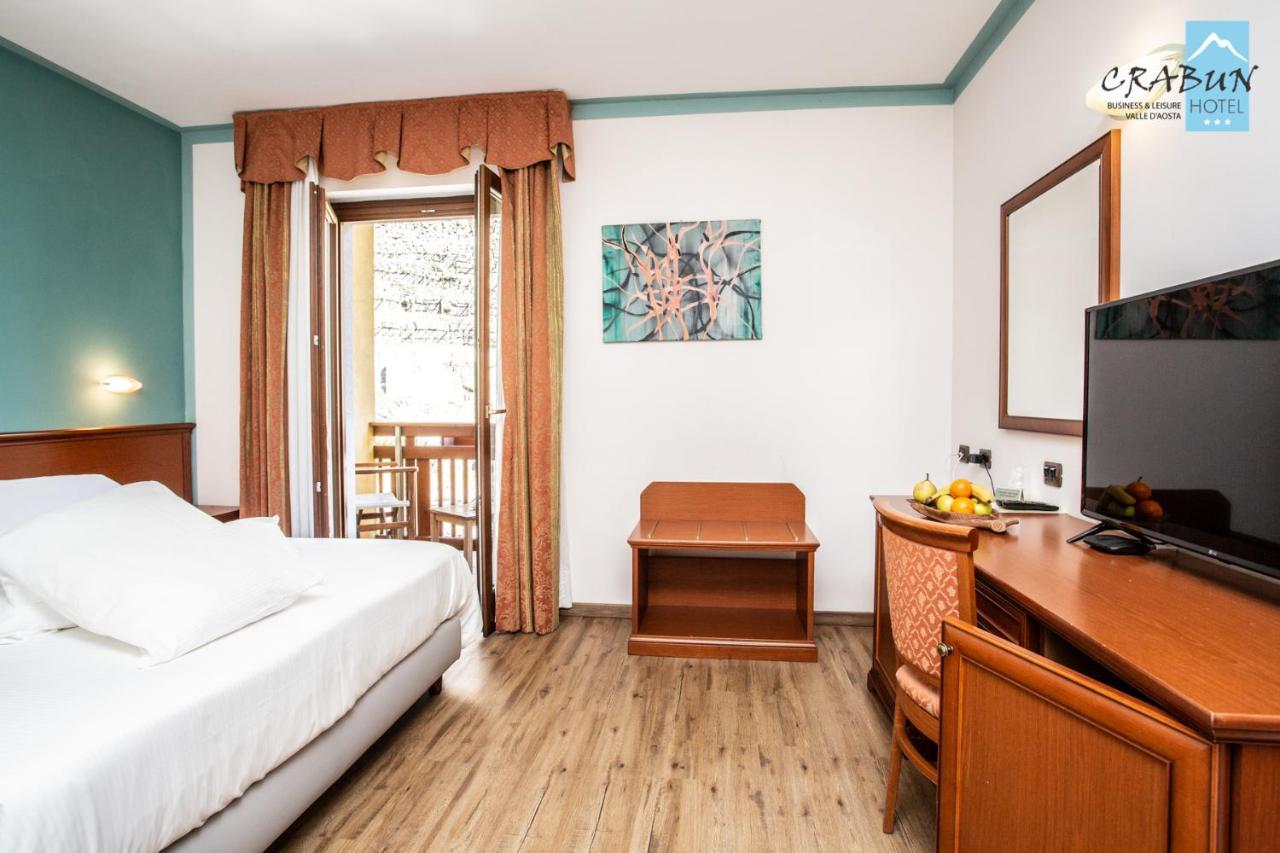 Crabun Hotel Пон-Сен-Мартен Екстер'єр фото