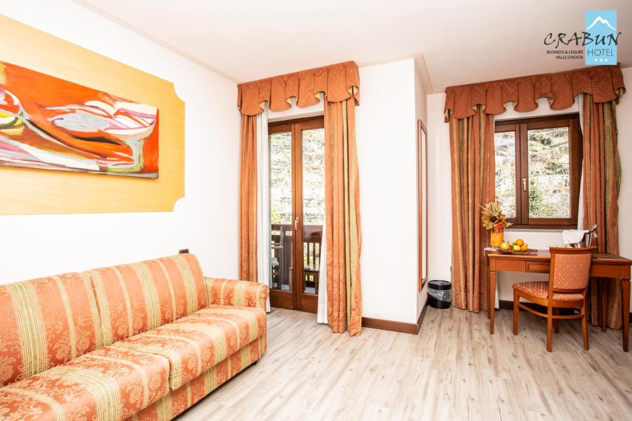 Crabun Hotel Пон-Сен-Мартен Екстер'єр фото
