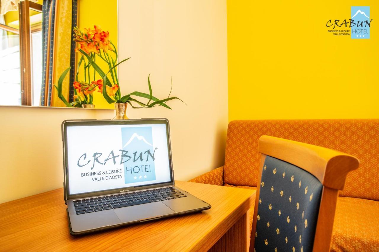 Crabun Hotel Пон-Сен-Мартен Екстер'єр фото