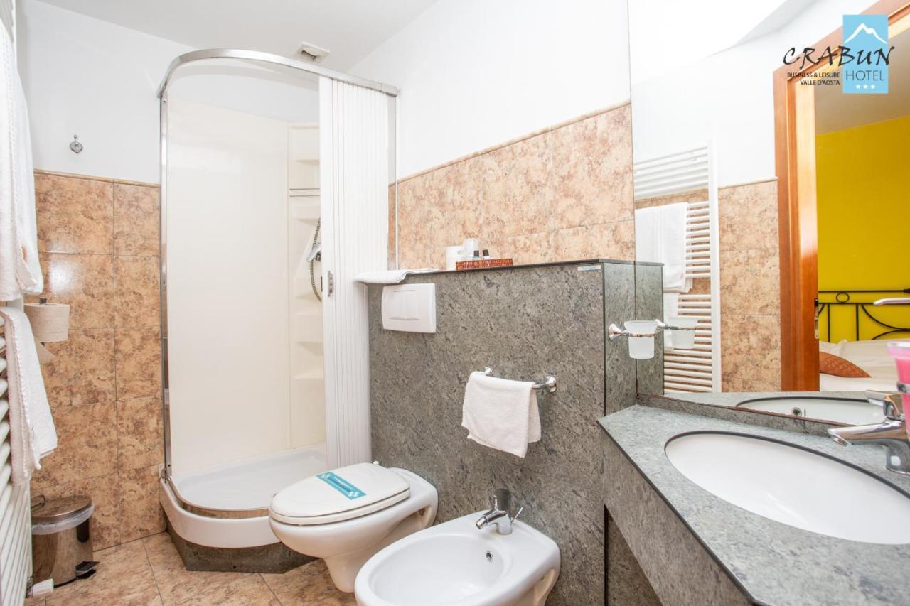 Crabun Hotel Пон-Сен-Мартен Екстер'єр фото