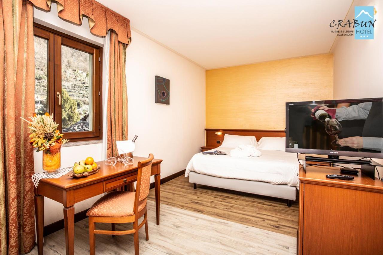 Crabun Hotel Пон-Сен-Мартен Екстер'єр фото