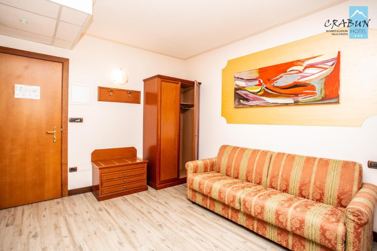 Crabun Hotel Пон-Сен-Мартен Екстер'єр фото